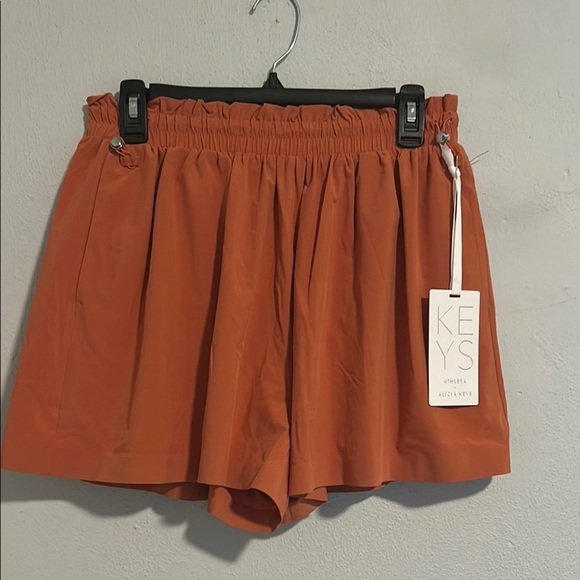 Orange athleta alicia keys  Shorts with Relaxed Fit and Lightweight Fabric - Picture 2 of 5
